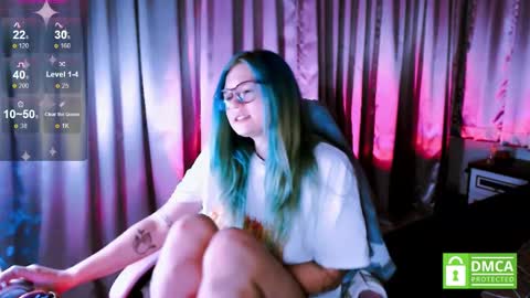 Snapshot of lina2d_tyan chatting on February 11, 2025, 2:35 pm Lina2D tyan online show from February 11, 2025, 2:35 pm