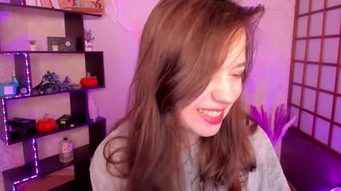 Lina online show from December 5, 2024, 2:09 am