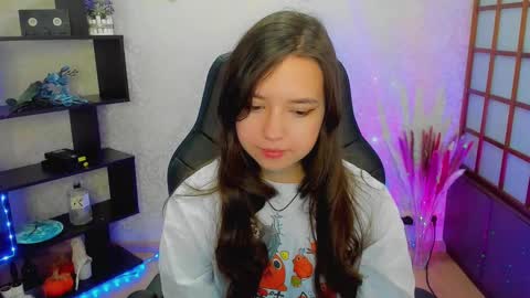 Lina online show from December 29, 2024, 2:17 am