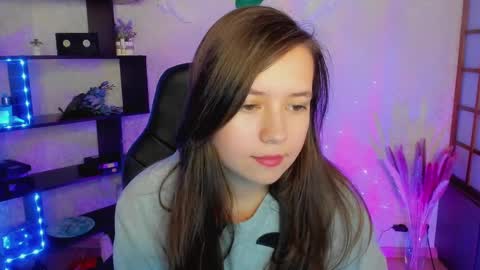 Lina online show from January 5, 2025, 5:20 am