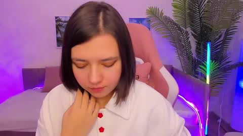 Lina online show from February 11, 2025, 4:44 am