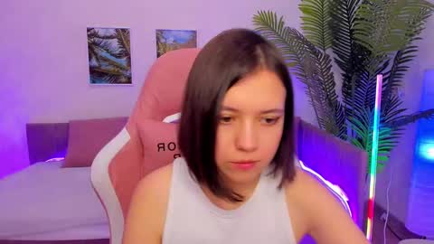 Lina online show from February 12, 2025, 5:26 am