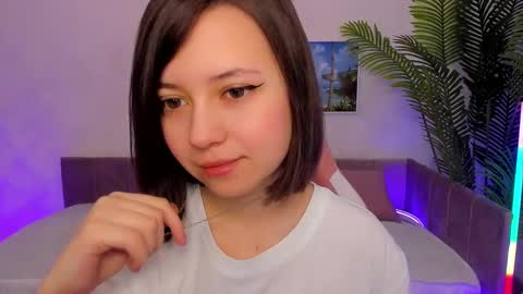 Lina online show from March 3, 2025, 1:53 am