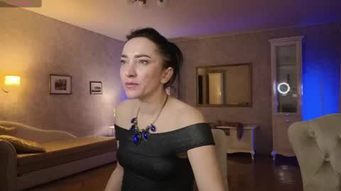 Snapshot of lina_flore chatting on February 16, 2025, 8:33 pm lina_flore online show from February 16, 2025, 8:33 pm