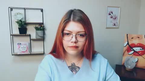 Snapshot of lina_ri chatting on November 2, 2025, 11:23 am lina_ri online show from November 2, 2025, 11:23 am