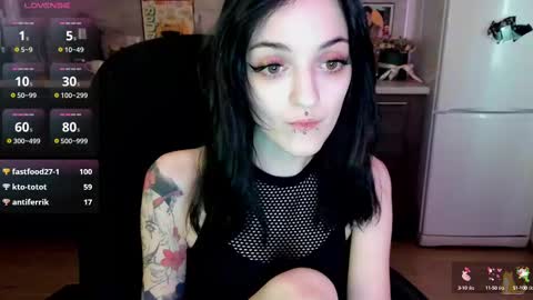 Snapshot of lina_tyaan chatting on February 28, 2025, 10:09 am Lina 3 1715622743 online show from February 28, 2025, 10:09 am