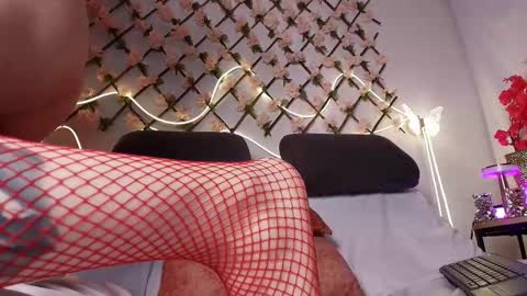 Snapshot of linaa_morris27 chatting on November 28, 2025, 9:12 am Linaa online show from November 28, 2025, 9:12 am