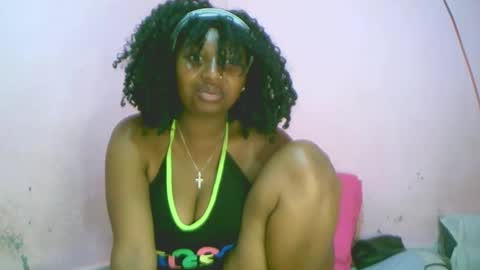 Snapshot of linah1123 chatting on October 8, 2025, 11:24 pm linah1123 online show from October 8, 2025, 11:24 pm