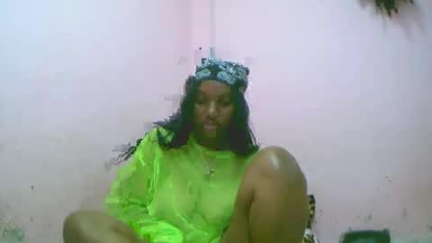 Snapshot of linah1123 chatting on November 8, 2025, 11:43 am linah1123 online show from November 8, 2025, 11:43 am