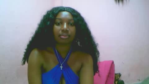 Snapshot of linah1123 chatting on November 10, 2025, 5:17 am linah1123 online show from November 10, 2025, 5:17 am