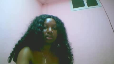 Snapshot of linah1123 chatting on November 10, 2025, 11:48 pm linah1123 online show from November 10, 2025, 11:48 pm