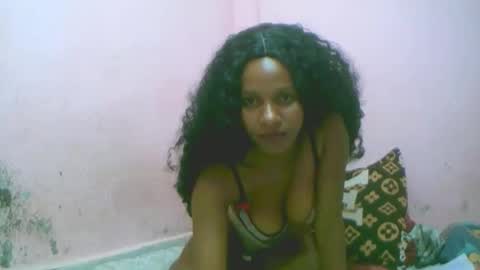 Snapshot of linah1123 chatting on December 1, 2025, 7:19 pm linah1123 online show from December 1, 2025, 7:19 pm