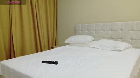 Snapshot of linajill chatting on November 8, 2025, 7:01 pm Anna online show from November 8, 2025, 7:01 pm