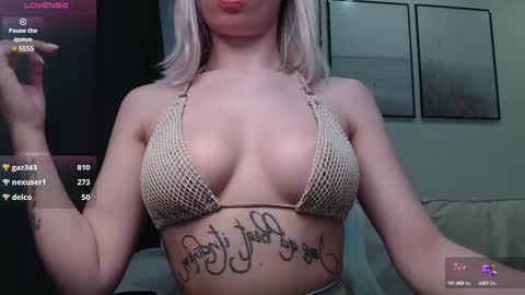 Snapshot of linaland2023 chatting on March 2, 2025, 8:07 pm Lina online show from March 2, 2025, 8:07 pm