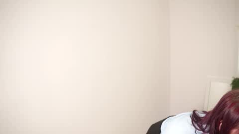 Snapshot of linawaay chatting on November 7, 2025, 8:36 am linawaay online show from November 7, 2025, 8:36 am