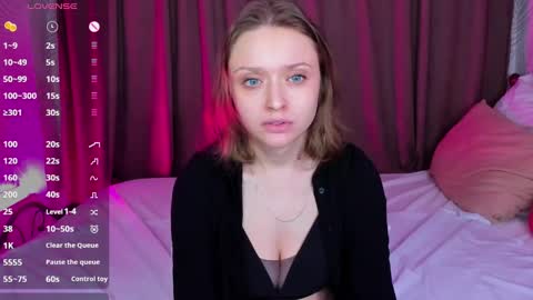 Snapshot of linda__bryant chatting on January 17, 2025, 3:55 am Linda GMT2 Mon Tu Fri Sa Su 0300am-1000 am online show from January 17, 2025, 3:55 am