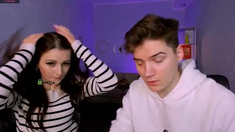 Snapshot of linda_fix chatting on November 16, 2025, 8:25 pm Linda online show from November 16, 2025, 8:25 pm