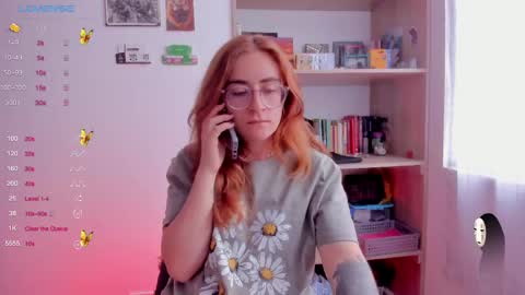 Giggles  online show from February 24, 2025, 5:09 pm