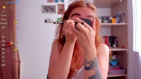 Giggles  online show from March 4, 2025, 1:17 pm