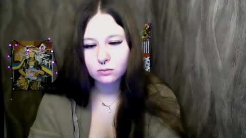 Snapshot of linda_s_ chatting on December 3, 2025, 12:47 pm Linda online show from December 3, 2025, 12:47 pm
