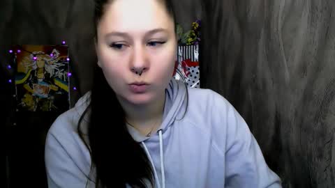 Snapshot of linda_s_ chatting on December 20, 2025, 12:12 pm Linda online show from December 20, 2025, 12:12 pm