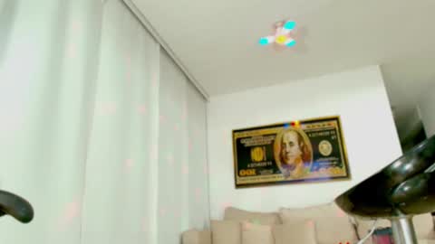 LAURA RAMIREZ online show from January 24, 2025, 4:16 am