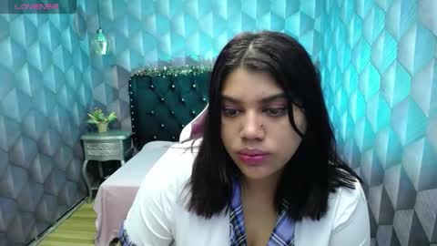 Snapshot of lindabreexlove chatting on December 28, 2024, 2:43 am online show from December 28, 2024, 2:43 am