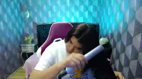 Snapshot of lindabreexlove chatting on January 9, 2025, 9:16 am online show from January 9, 2025, 9:16 am