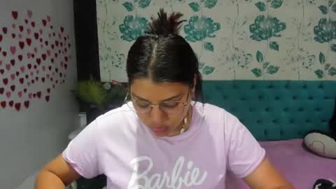 Snapshot of lindabreexlove chatting on January 19, 2025, 1:44 pm online show from January 19, 2025, 1:44 pm