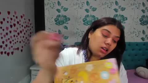 Snapshot of lindabreexlove chatting on January 20, 2025, 2:36 pm online show from January 20, 2025, 2:36 pm