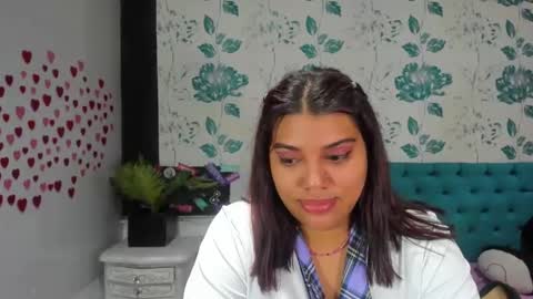 Snapshot of lindabreexlove chatting on January 20, 2025, 7:14 pm online show from January 20, 2025, 7:14 pm