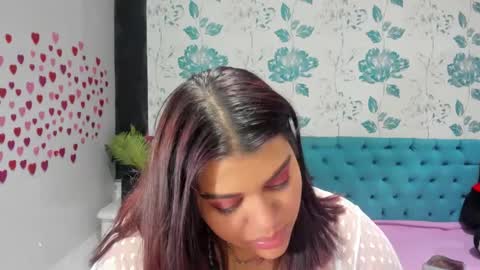 Snapshot of lindabreexlove chatting on January 21, 2025, 4:16 pm online show from January 21, 2025, 4:16 pm