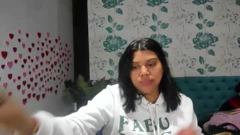 Snapshot of lindabreexlove chatting on January 26, 2025, 1:58 pm online show from January 26, 2025, 1:58 pm