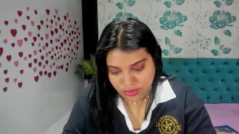 Snapshot of lindabreexlove chatting on February 7, 2025, 7:17 pm online show from February 7, 2025, 7:17 pm