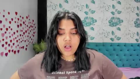 Snapshot of lindabreexlove chatting on February 8, 2025, 6:12 pm online show from February 8, 2025, 6:12 pm