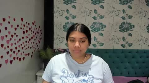 Snapshot of lindabreexlove chatting on February 9, 2025, 1:14 pm online show from February 9, 2025, 1:14 pm