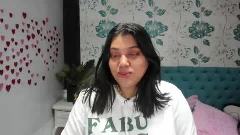 Snapshot of lindabreexlove chatting on March 6, 2025, 6:16 pm online show from March 6, 2025, 6:16 pm