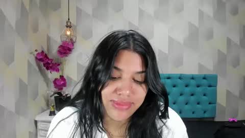 Snapshot of lindabreexlove chatting on September 27, 2025, 3:17 pm online show from September 27, 2025, 3:17 pm