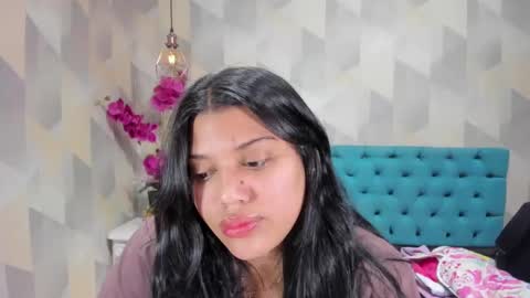 Snapshot of lindabreexlove chatting on September 29, 2025, 4:34 pm online show from September 29, 2025, 4:34 pm