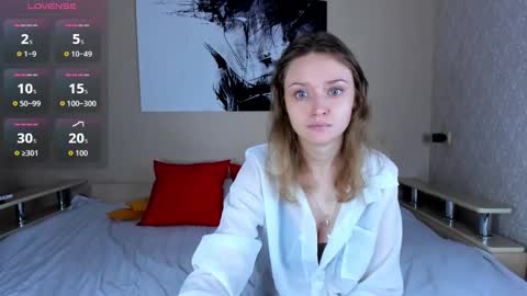 Linda online show from September 19, 2025, 2:35 am