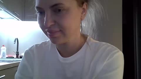 Anna online show from October 1, 2025, 4:29 am