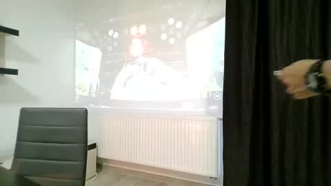 Snapshot of lionbanx chatting on February 25, 2025, 3:27 pm Leo online show from February 25, 2025, 3:27 pm