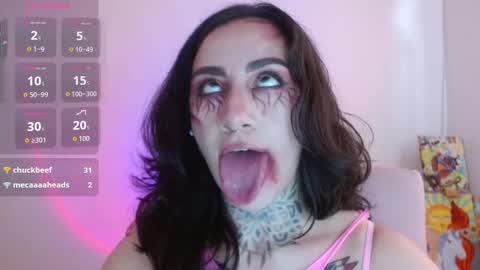 Snapshot of lisa_avila_ chatting on October 24, 2025, 9:33 pm Lisa online show from October 24, 2025, 9:33 pm