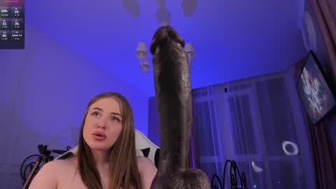 Snapshot of lisa_flirty chatting on February 19, 2025, 1:08 am Lisa online show from February 19, 2025, 1:08 am