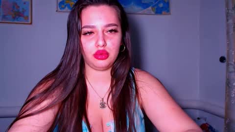 lisa_lady_golden online show from November 12, 2025, 9:03 pm