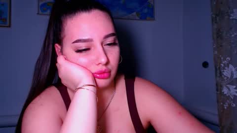 lisa_lady_golden online show from November 14, 2025, 8:29 pm