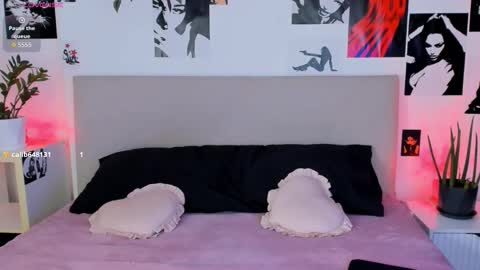 lisa_moons online show from October 30, 2025, 6:30 pm