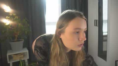Snapshot of lisa_schiele chatting on September 20, 2025, 5:08 am Elisabeth or Lisa online show from September 20, 2025, 5:08 am