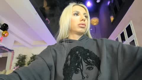 Snapshot of lisaakira chatting on December 1, 2025, 6:51 am onlyfans-lisaakira instagram-lisaakira9 twitter-lisaakira4 online show from December 1, 2025, 6:51 am