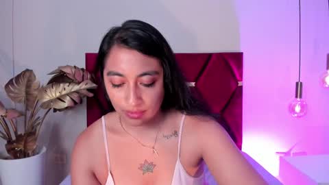 Snapshot of lisahadwiin chatting on February 19, 2025, 9:47 pm LisaHadwiin online show from February 19, 2025, 9:47 pm